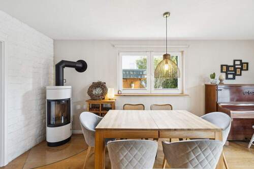 Innenansicht, Esszimmer, Kamin - 