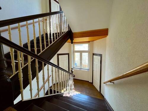 Treppenhaus - 5 Zimmer Etagenwohnung zum Kaufen in Leipzig