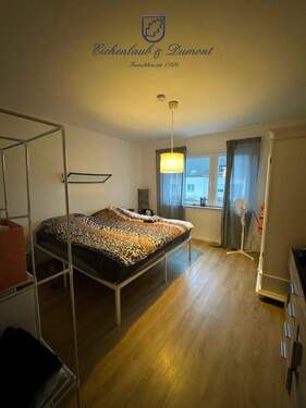Schlafzimmer EG - 