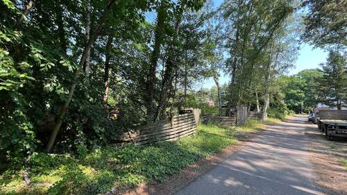 Blick von der Nebenstraße - 