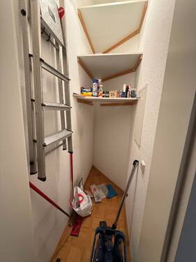 Abstellkammer - 