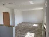 Wohnzimmer - Etagenwohnung mit 68,00 m&sup2; in Schkopau zur Miete