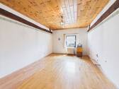 CAM04517G0-PR0025-STILL022.jpg - 