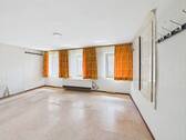 CAM04517G0-PR0025-STILL017.jpg - 