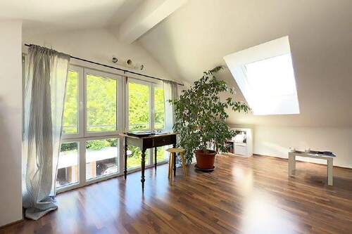 DG Zimmer 2 - 