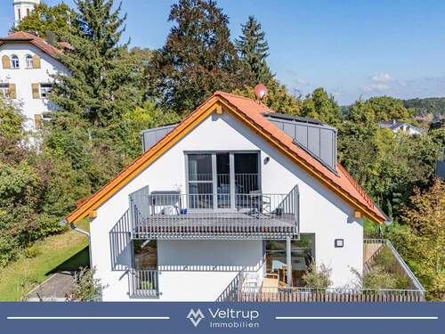 Titelbild mit Balken - Exklusive Dachgeschosswohnung mit Loft-Charakter in Schondorf