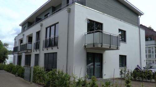 Hausansicht Balkone (S) - 