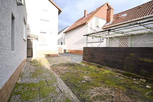 Blick Richtung Hof - 