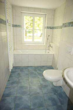 Badezimmer - 3 Zimmer Etagenwohnung in Chemnitz