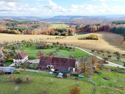 Bild 2 - 7 Zimmer Einfamilienhaus zur Miete in Eigeltingen