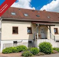 Großes Haus, kleiner Preis - Doppelhaushälfte mit Garten und Carport auf angrenzendem Grundstück - Gries