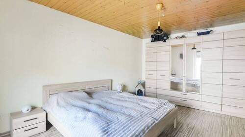 Schlafzimmer - 8 Zimmer Doppelhaushälfte in Gries