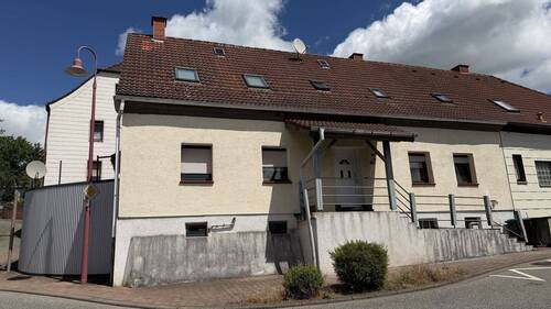 Straßenansicht unbearbeitet - 