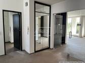 Wohnbereich - *** Familien-Wohnen mit 2 Wohneinheiten in Stuttgarter Villenlage ***