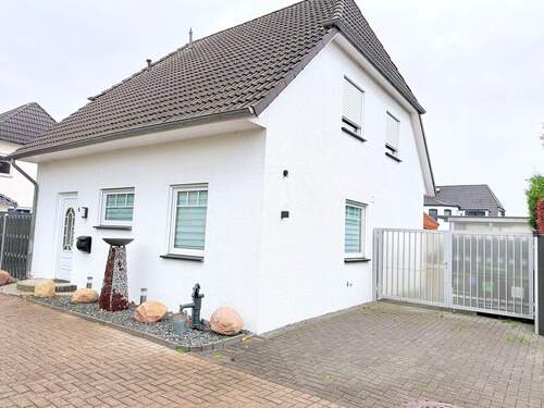 Vorderansicht - 4 Zimmer Einfamilienhaus zum Kaufen in Eystrup