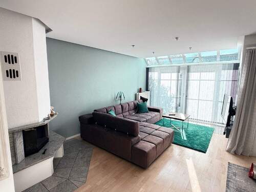 Wohnzimmer - 5 Zimmer Doppelhaushälfte zur Miete in Eichenau