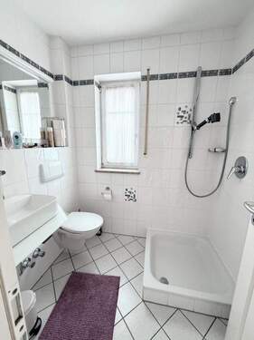 Gäste-WC im Erdgeschoss - 