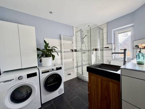 Badezimmer Erdgeschoss - 