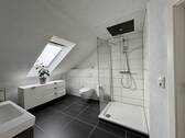Badezimmer Dachgeschoss - 