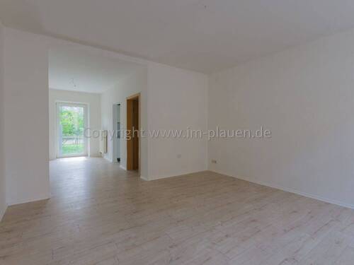 Wohnzimmer - 2 Zimmer Etagenwohnung zur Miete in Plauen