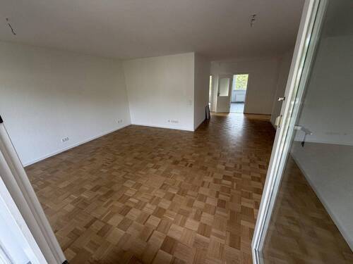 Wohnzimmer von der Balkontüre - 