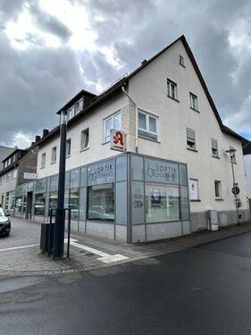 Hausansicht - 4 Zimmer Gewerbeobjekt (Büro, Produktion, Verkauf) zur Miete in Haiger