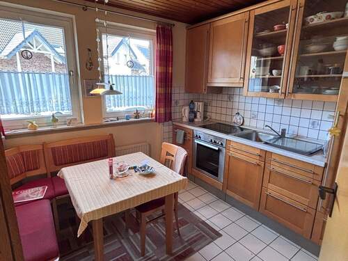 Küche (verbleibt im Haus) - 