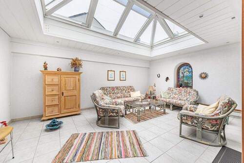 Wintergartenn - MGF Group - Wunderschöne Doppelhaushälfte in attraktiver Lage Augsburg - Göggingen!