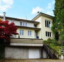 Zwei Häuser und eine Wohnung -Architektenhaus-Ensemble mit drei unabhängigen Einheiten - Wehr