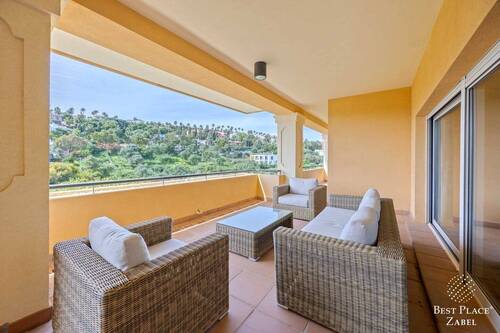 2 - 7 Zimmer Etagenwohnung zum Kaufen in Sotogrande