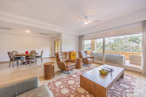 3 - 7 Zimmer Etagenwohnung in Sotogrande