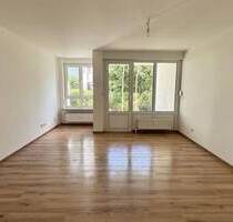 Schnieglinger Straße ! Helle 2-ZW, 53 m², Terrasse mit kleinem Gärtchen, im EG, mit TG-Stellplatz - Nürnberg St Johannis