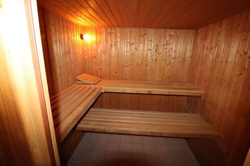 Sauna im Partykeller.JPG - 