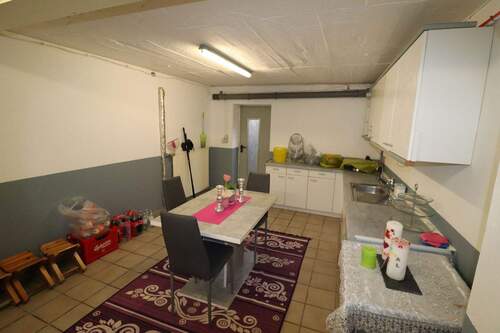 Keller Abstellraum 1.JPG - 