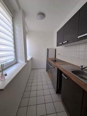 20260319_091555.jpg - **2 Zimmer Altbauwohnung am Rande der Fußgängerzone! Ausschließlich für den Einpersonenhaushalt!**