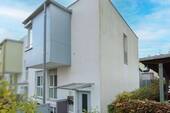 Außenansicht (1) - Stilvolles Reiheneckhaus mit eigenem Carport - ein Zuhause zum Ankommen