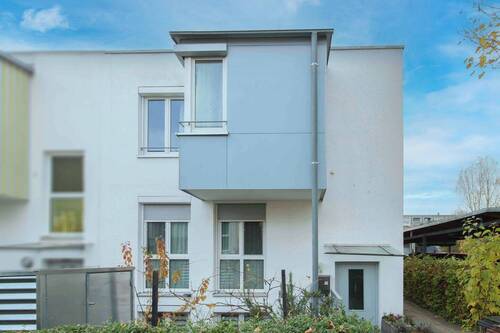 Außenansicht (2) - Reihenendhaus mit 118,30 m&sup2; in Ostfildern zum Kaufen