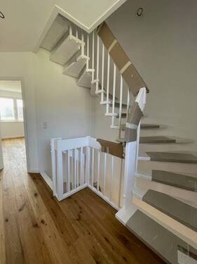 Treppe zum DG - 
