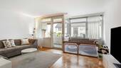 Wohnzimmer 1 - Erbbauzins: Helle 3-Zimmer-Wohnung mit Loggia - ca. 76 Quadratmeter in der ersten Etage