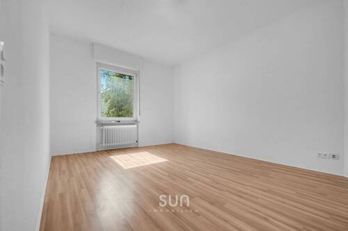 KINDERZIMMER/BÜRO - 