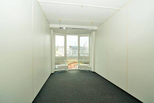 Büro 2 - 