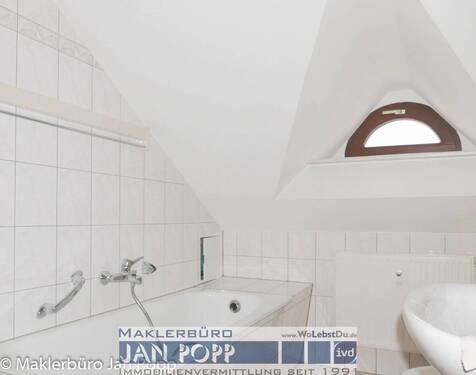 Badezimmer - Etagenwohnung mit 37,10 m&sup2; in Greiz zum Kaufen
