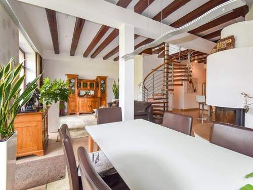 Blick in den Wohnbereich - 