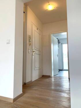 Flur1.jpg - 2 Zimmer Etagenwohnung in Nürnberg