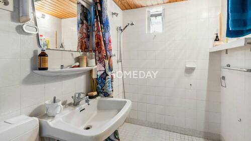 EG Badezimmer 1 - 