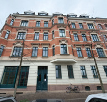 Vermietete 4-Zimmer-Dachgeschoss-Maisonettewohnung mit Südbalkon in Schleußig - Leipzig