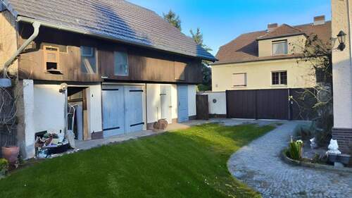 Zufahrt - 9 Zimmer Bauernhaus, Landhaus in Heinersbrück