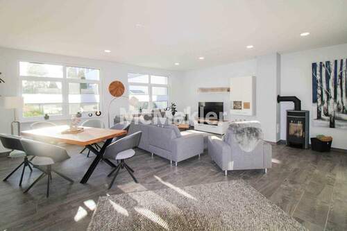 Wohnzimmer - Etagenwohnung mit 155,00 m&sup2; in Söhlde zum Kaufen