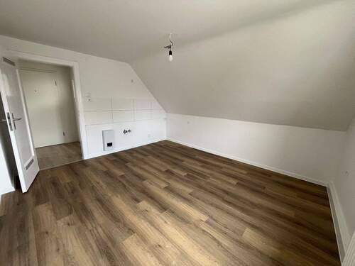 Große Küche - 2 Zimmer Etagenwohnung in Remscheid