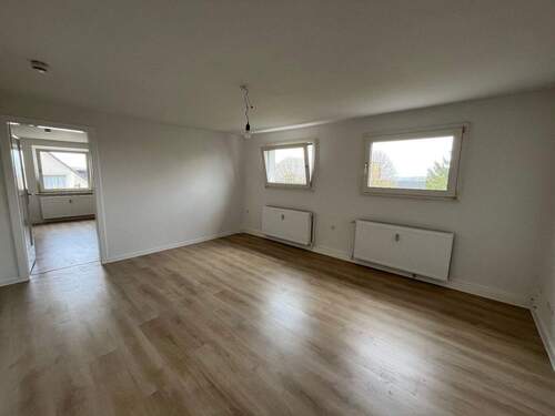 Wohnzimmer (Durchgangszimmer) - Etagenwohnung mit 47,40 m&sup2; in Remscheid zur Miete